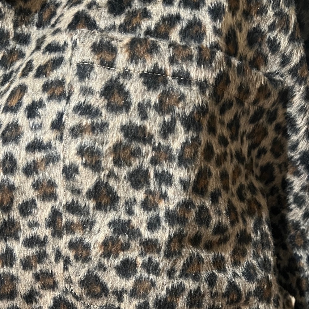 Leopard Print Women’s Shacket - Picture 2 of 10